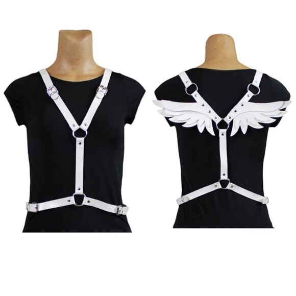 Leather Harness with Angel Wings - Picture 1 of 12